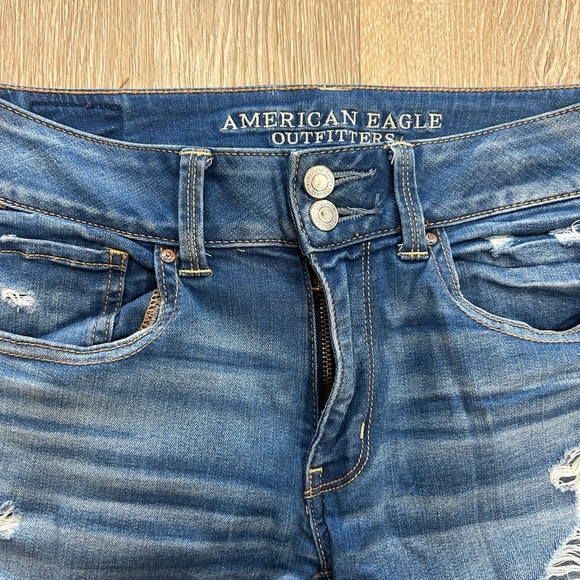 American Eagle distressed artist crop jeans - Picture 3 of 5